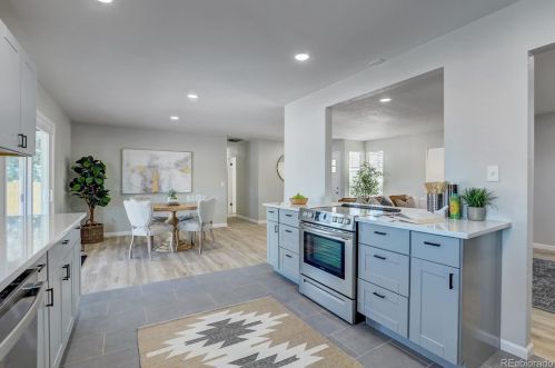 18479 60th Ave, Denver CO  80403-2112 exterior