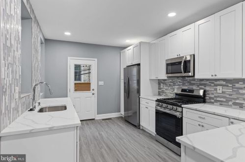 128 53 St, Philadelphia PA 19139-2613 exterior