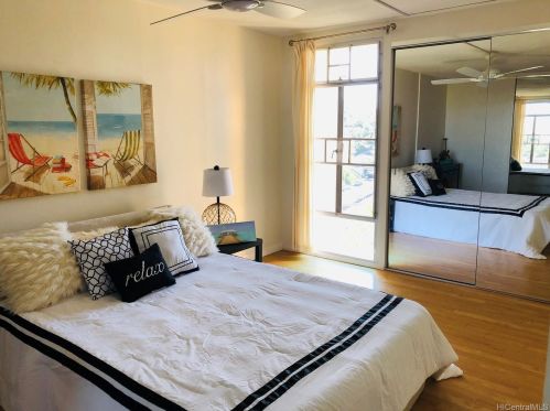 1519 Nuuanu Ave, Honolulu HI  96817-3755 exterior