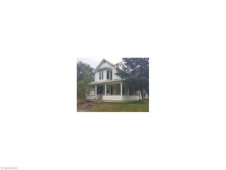 19 Jewett Ave, Dennison, OH 44621-1609