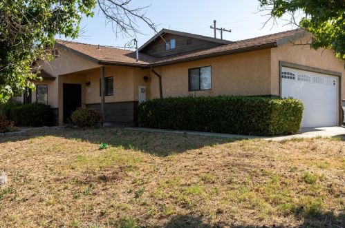 12265 8th St, Yucaipa, CA 92399-2130
