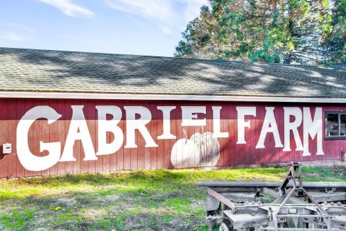 3175 Sullivan Rd, Sebastopol, CA 95472-9386