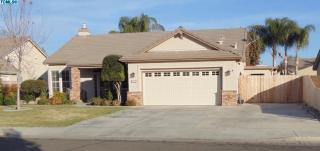 3118 Peppertree Ct, Visalia, CA 93277-9273