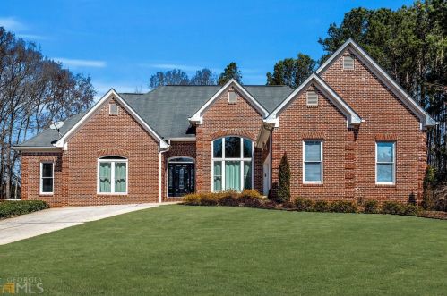 40 Sutton Pl, Social Circle, GA 30025-4936