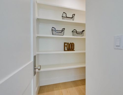 929 Russell Ave, Los Altos CA  94024-5061 exterior