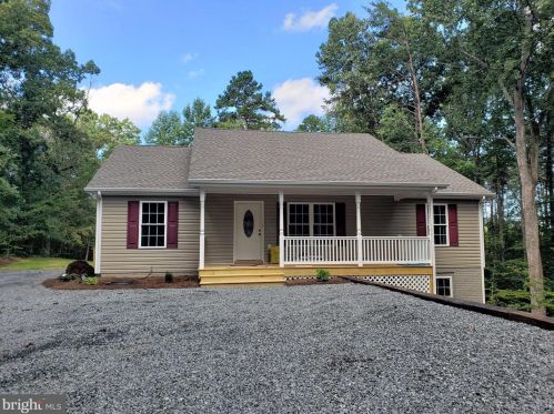 263 Tinsley Dr, Radiant, VA 22732-3229