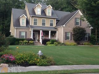 2112 Summit Ct, Loganville, GA 30052-3657