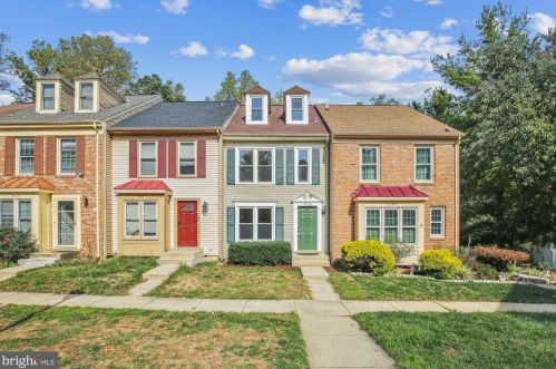 7470 Laurel Oak Ct, Springfield, VA 22153-3552