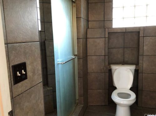 1523 Rock Gln Ave, Glendale CA  91205-4372 exterior