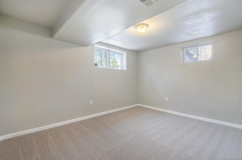 8307 Lehigh Dr, Denver CO  80237-1644 exterior