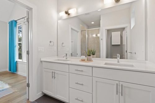 3201 Aldwyche Dr, Austin TX  78704 exterior