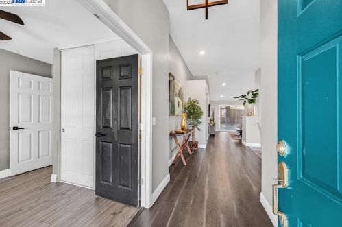 4624 Summer Hill Rd, Salida, CA 95368-9374