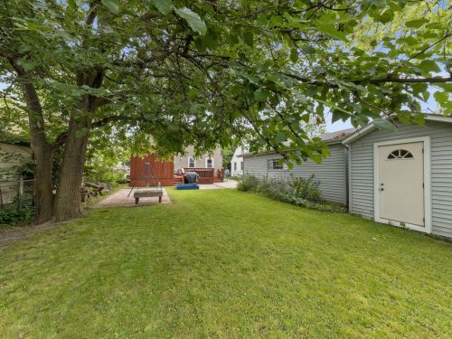 2419 Silver Creek Dr, Schiller Park, IL 60131-3233