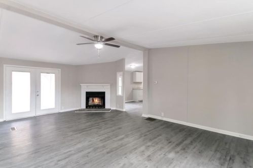 280 White Birch Dr, Porterdale, GA 30016-5533