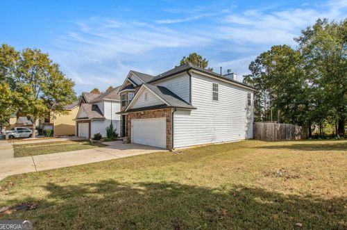 2251 Silver Maple Cir, Ellenwood, GA 30294-5516