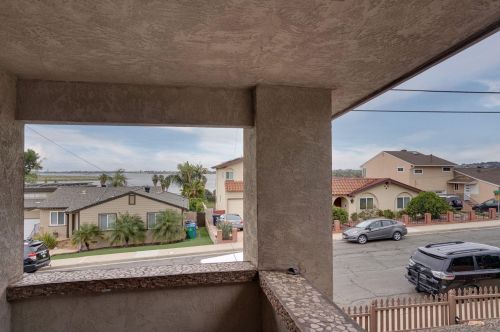 2965 Mcgraw St, San Diego, CA 92117-6046