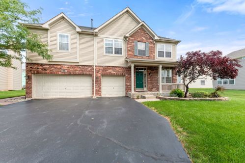 7801 Mossheather Dr, Joliet, IL 60431-8051