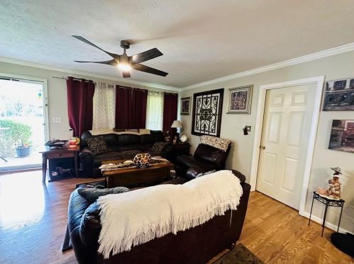 365 Scott St, Commerce, GA 30529-2835
