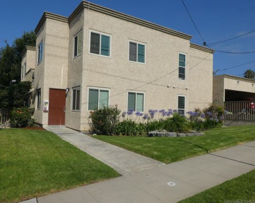 1676 Chalcedony St, San Diego, CA 92109-3115