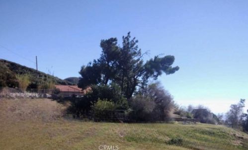 973 Deercrest Dr, San Bernardino, CA 92407-1307