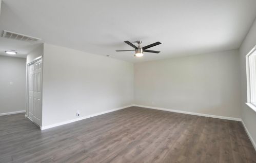 842 Vermont Ave, Los Banos CA 93635-3316 exterior