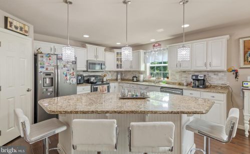 7 Copperwood Ln, Ephrata PA  17522-9186 exterior