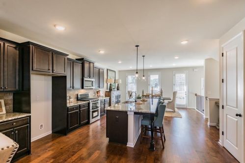 3988 Carver Cir, Atlanta GA  30360 exterior