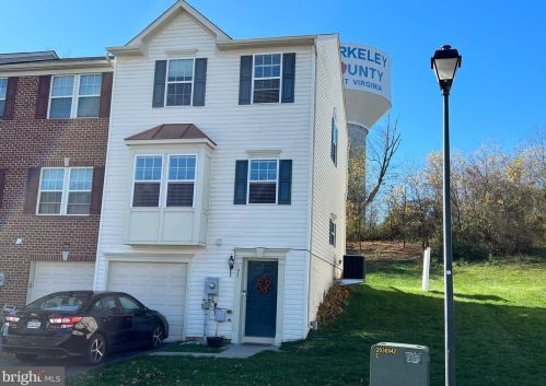91 Tidewater Ter, Falling Waters, WV 25419-4366