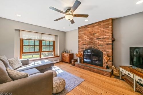 45 Gristmill Rd, Dover NJ  07869-2202 exterior