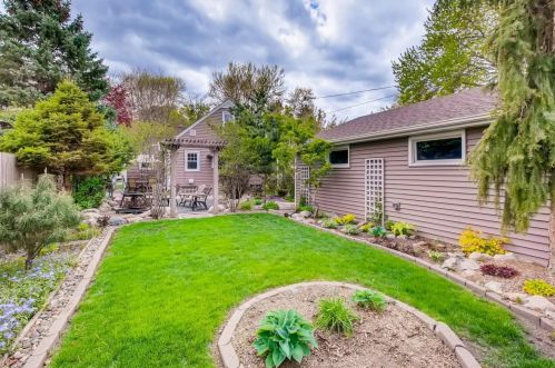 249 Bernard St, Saint Paul MN  55118-1552 exterior