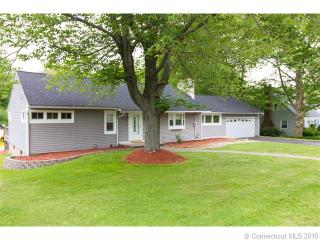 70 Hill Ave, Wallingford, CT 06492-2256