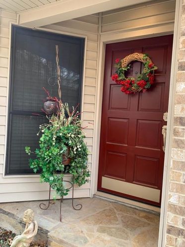 2109 Rose Cliff Ln, Carrollton TX  75007-2323 exterior