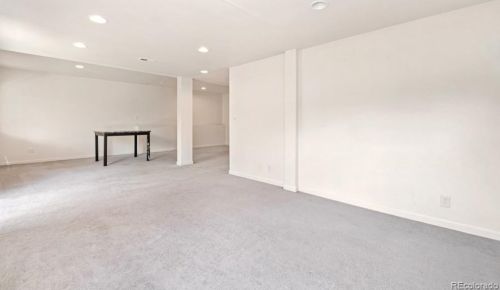 21582 Omaha Ave, Parker CO 80138-7238 exterior