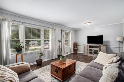 1823 Fort Valley Dr, Atlanta GA  30311-5115 exterior