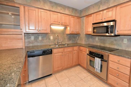 2316 Dana Ave, Cincinnati OH  45208-1027 exterior