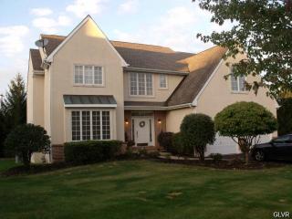 823 Dorset Ct, Allentown, PA 18104-3435
