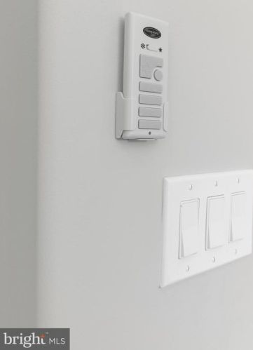 1937 4 St, Philadelphia PA 19140-2417 exterior