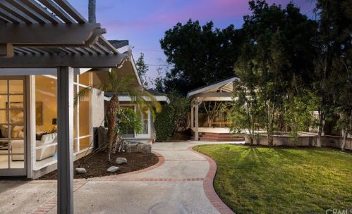 1072 La Limonar Rd, Santa Ana, CA 92705-2304