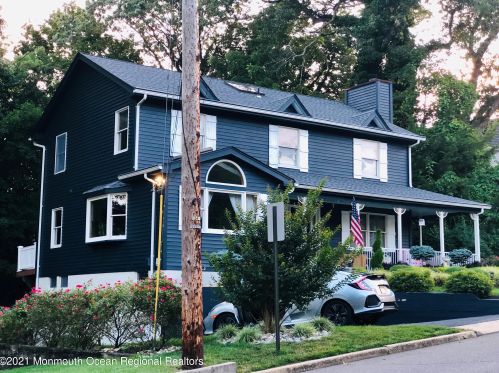 17 Lake Dr, Island Heights, NJ 08732-7803