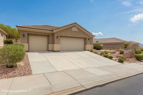 460 Highland View Ct, Mesquite, NV 89027-8843