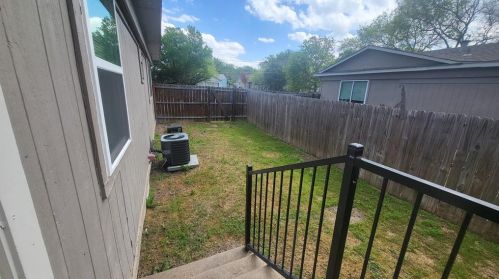 4716 Old Benbrook Rd, Fort Worth TX  76116-8622 exterior
