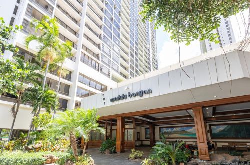 201 Ohua Ave, Honolulu HI 96815-3653 exterior