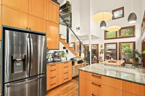 1305 40 St, Austin TX  78756-3614 exterior
