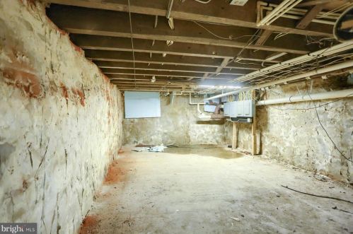 150 Walnut St, Lancaster PA  17602-5041 exterior