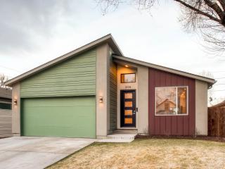 3108 Clarkson St, Englewood CO  80113-2806 exterior