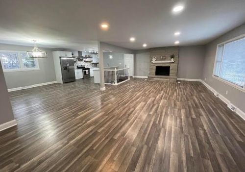 276 68th Pl, Gary, IN 46410-3566