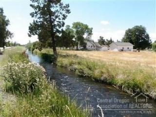 210 28th St, Eagle Crest, OR 97756-5514