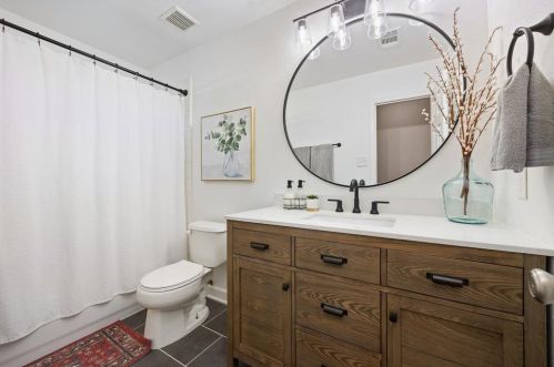 4246 Cyn Gln Cir, Austin TX  78732-2187 exterior