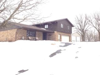10010 Lake Rd, Metigoshe, ND 58318-8213