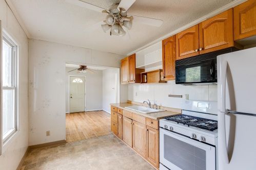 1458 Almond Ave, Saint Paul MN  55108-2536 exterior